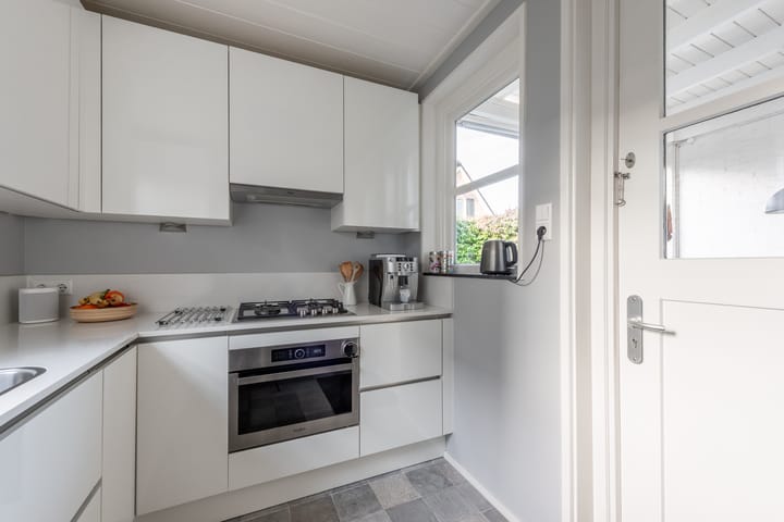 Photo 18 of Hoefweg 12