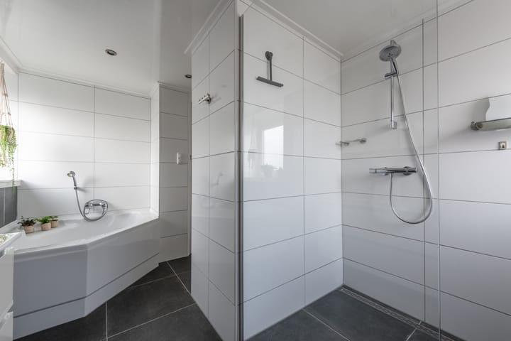 Photo 38 of Hoefweg 12