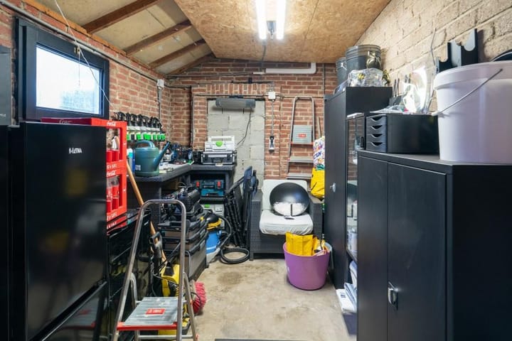 Photo 21 of Barbarastraat 27