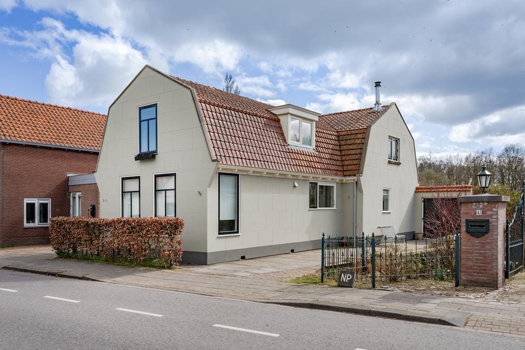 Oosteinde 40 