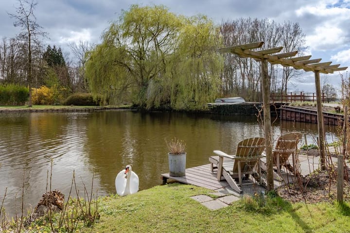 Photo 3 of Oosteinde 40