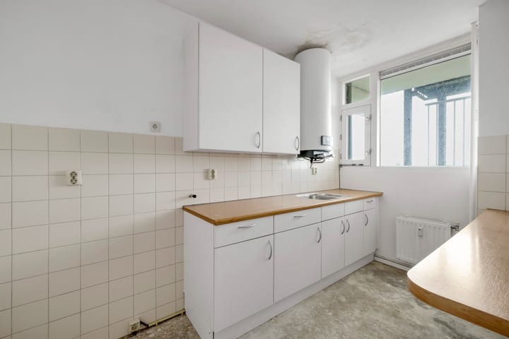 Photo 8 of van der Fuyckstraat 59