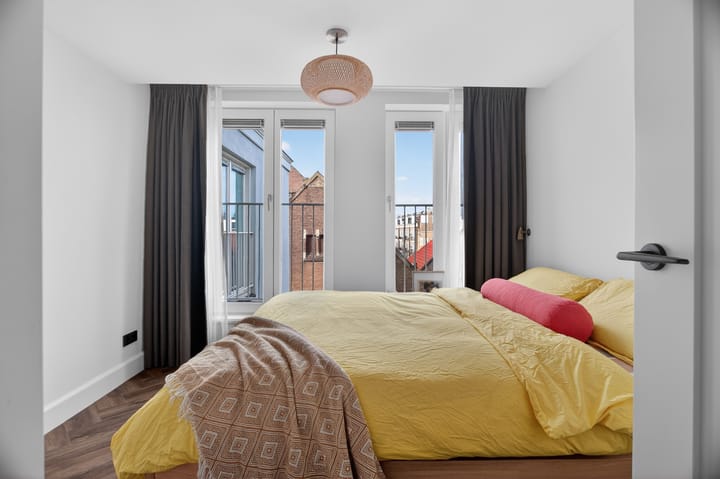 Photo 12 of Cornelis Anthoniszstraat 41-4