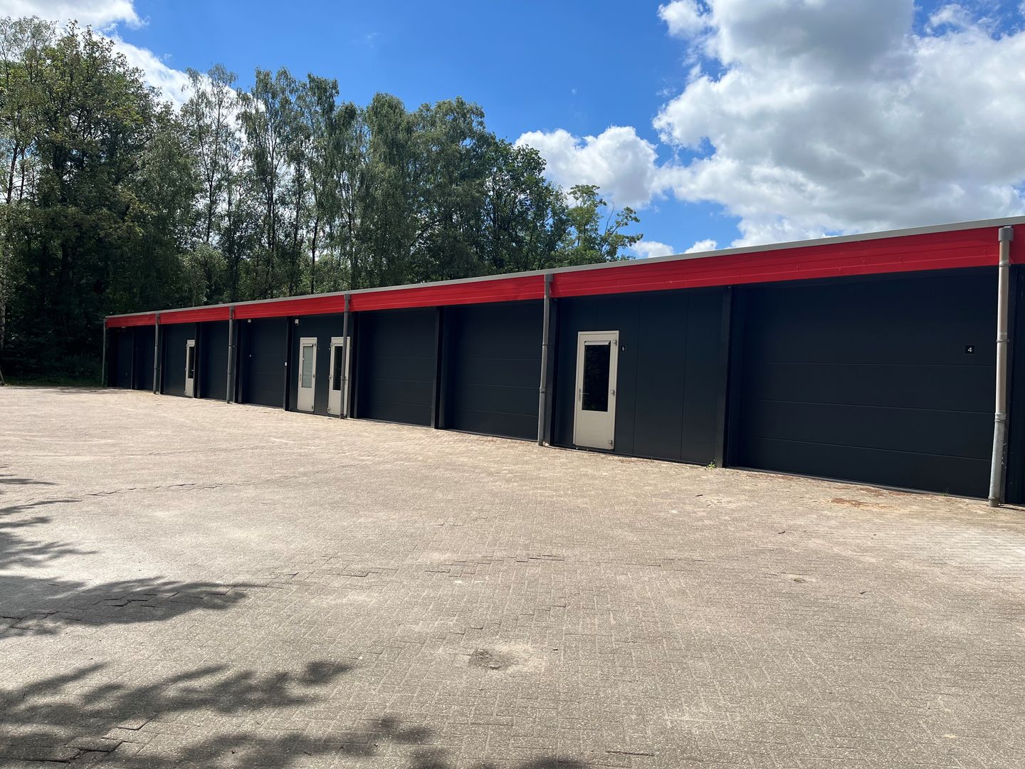 Bekijk foto 1 van Voorsterweg 32