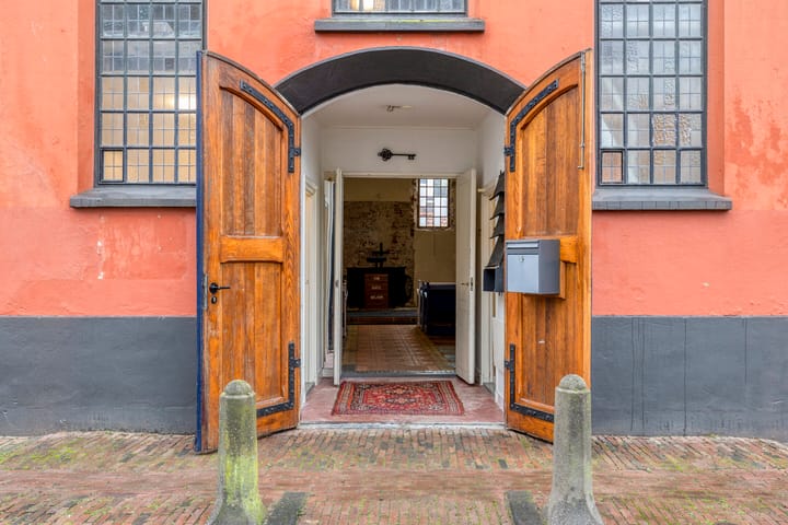 Photo 2 of Heerenstraat 22