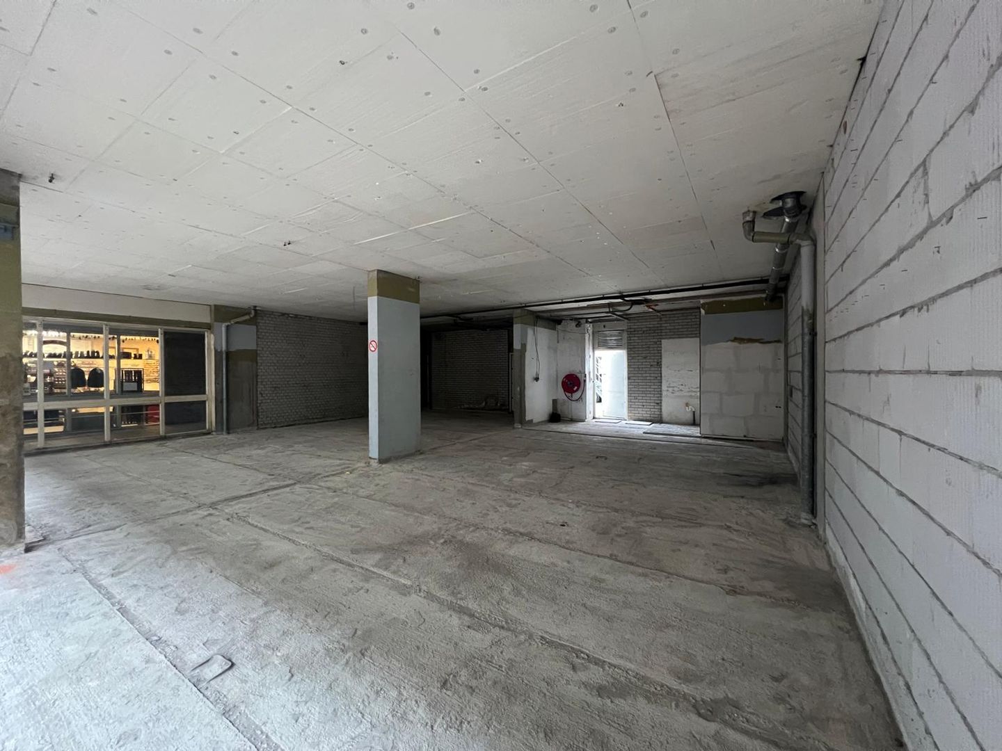 View photo 4 of Loosduinse Hoofdstraat 593