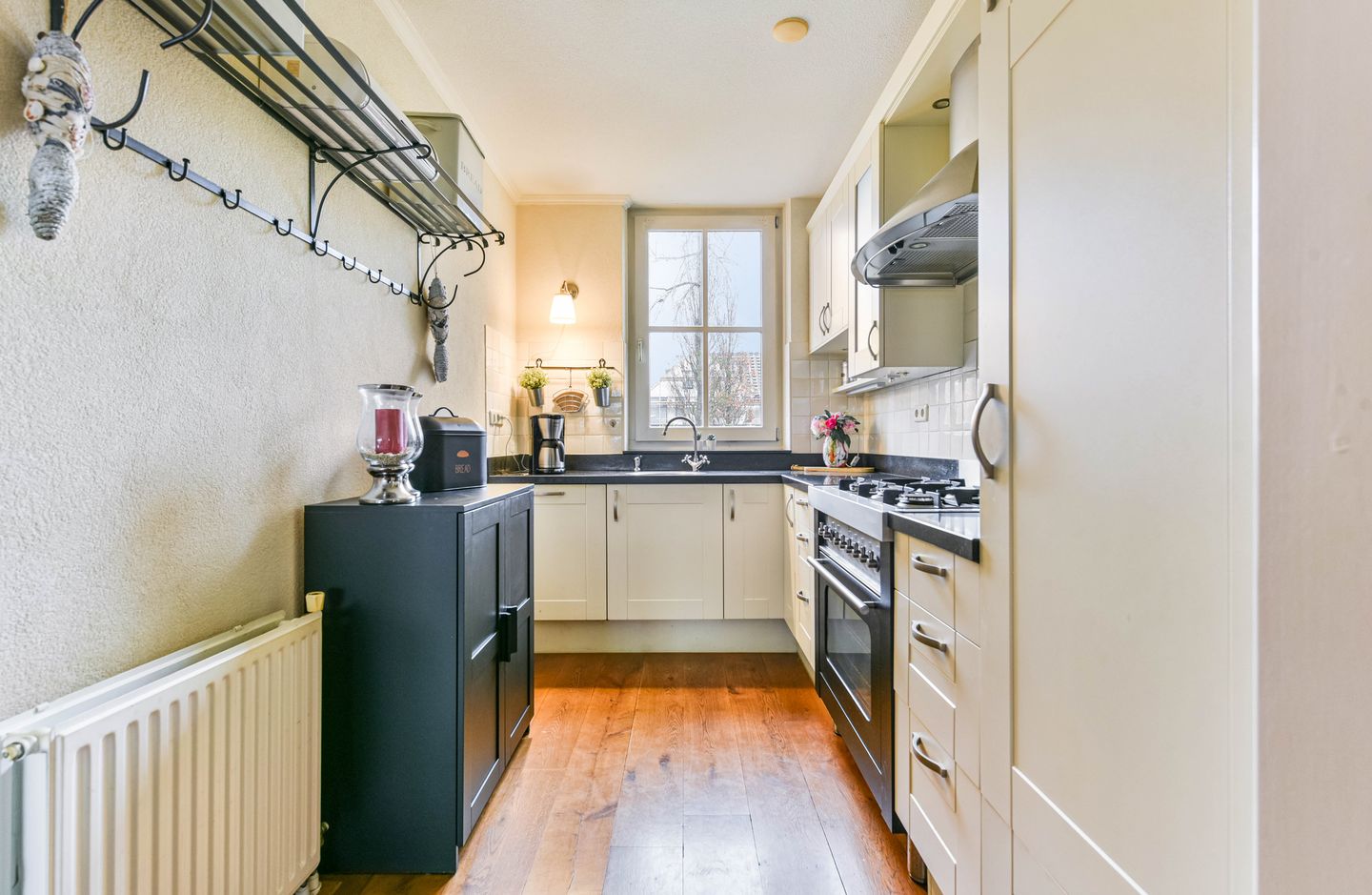 Photo 10 of Bergenboulevard 124