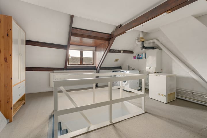 Foto 24 van Jan Luykenstraat 16