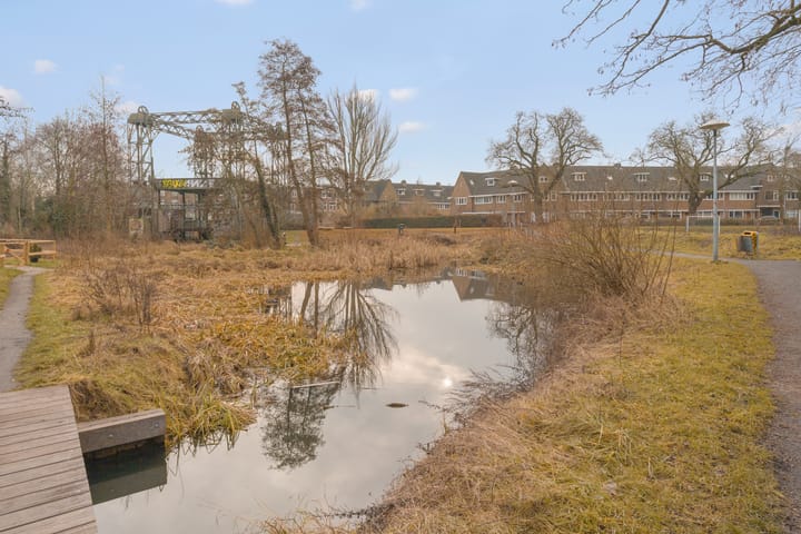 Foto 30 van Jan Luykenstraat 16