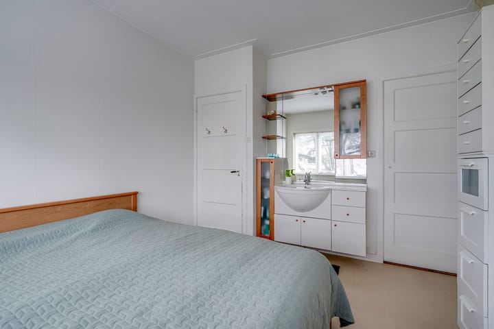 Photo 30 of Robert Schumannstraat 28-BS