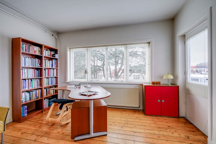 Photo 37 of Robert Schumannstraat 28-BS