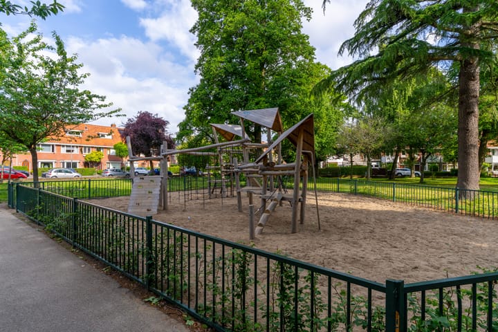 Photo 50 of Robert Schumannstraat 28-BS