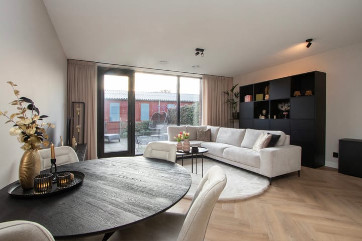 Photo 2 of Dubbeldreef 61