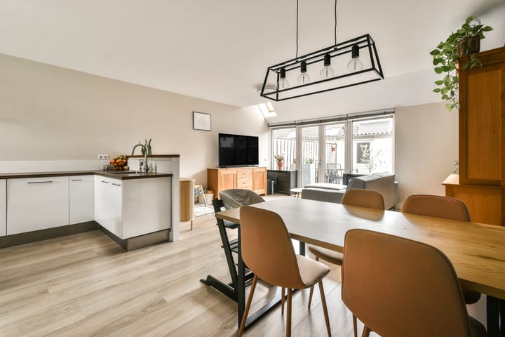 Foto 7 van Saturnus 43