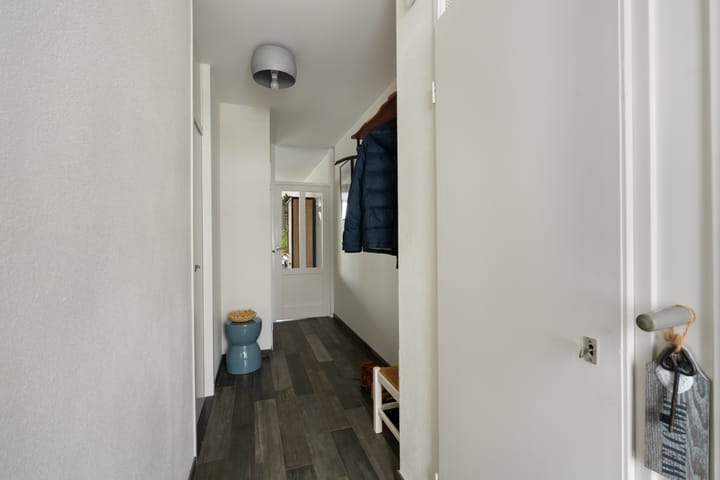 Photo 18 of Haringvlietstraat 27