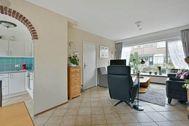 Foto 9 van Julianalaan 20