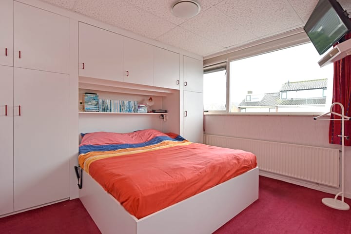 Foto 13 van Julianalaan 20