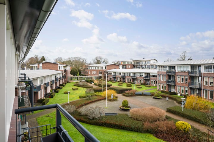 Photo 10 of Grotenhuisstraat 52