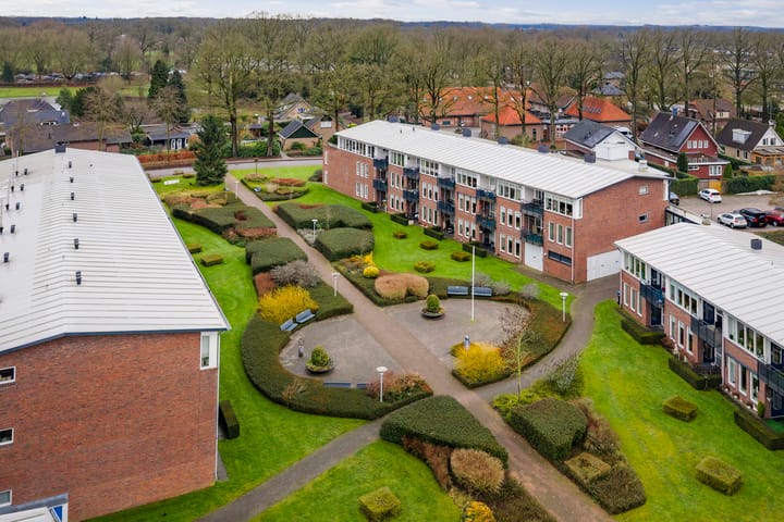 Photo 28 of Grotenhuisstraat 52