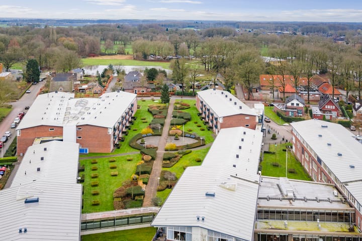 Photo 29 of Grotenhuisstraat 52