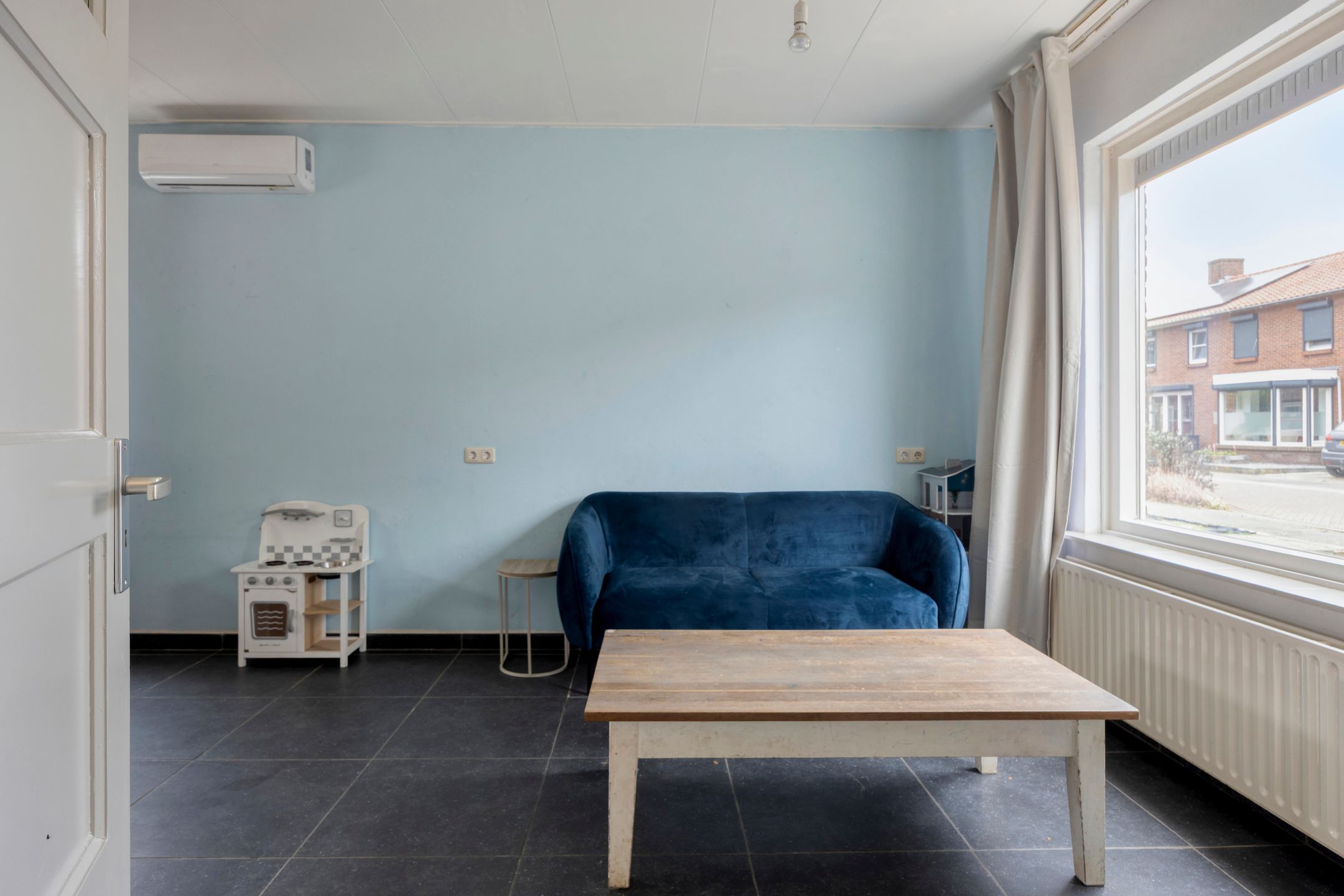 Photo 6 of Doctor Poelsstraat 10