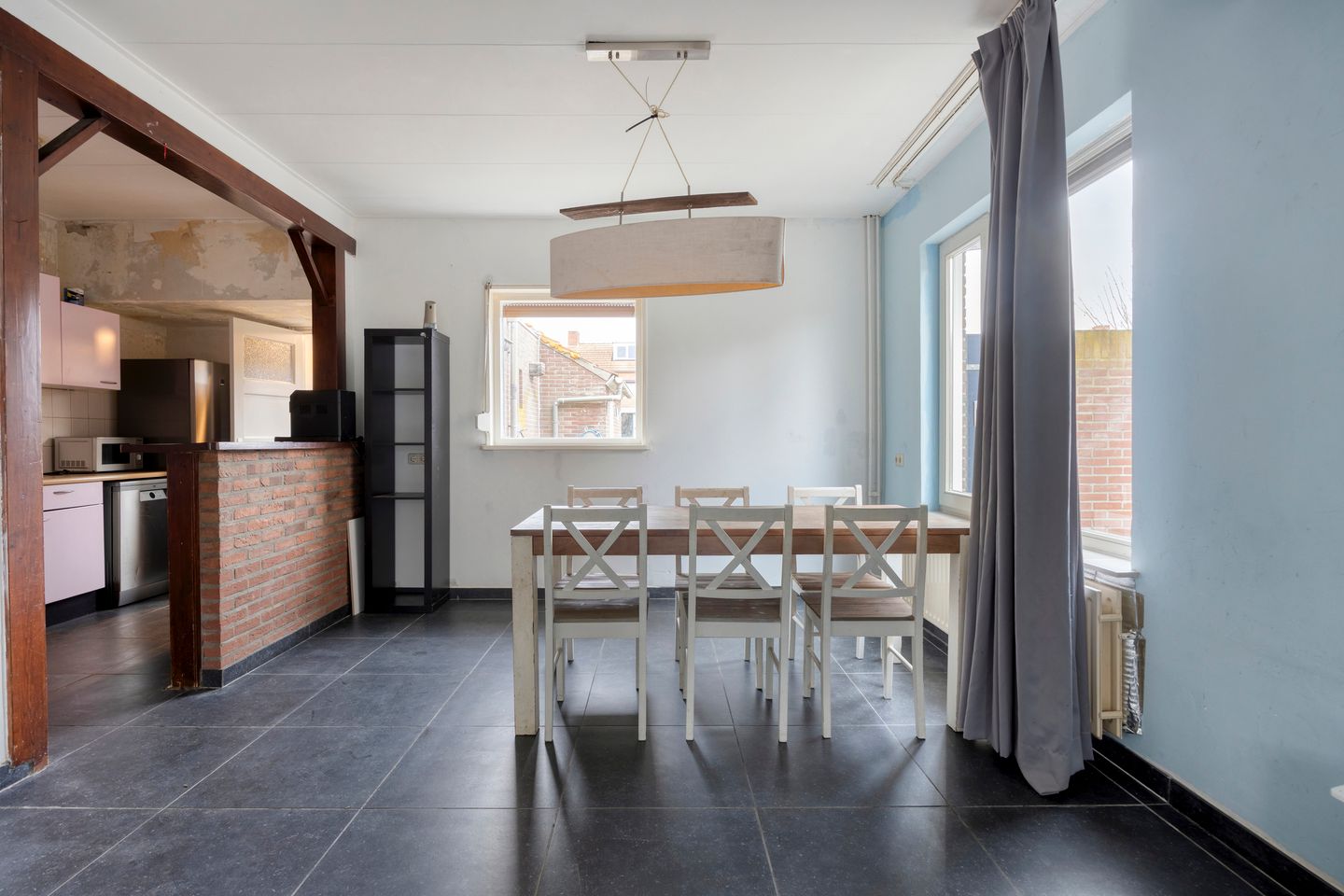 Photo 10 of Doctor Poelsstraat 10