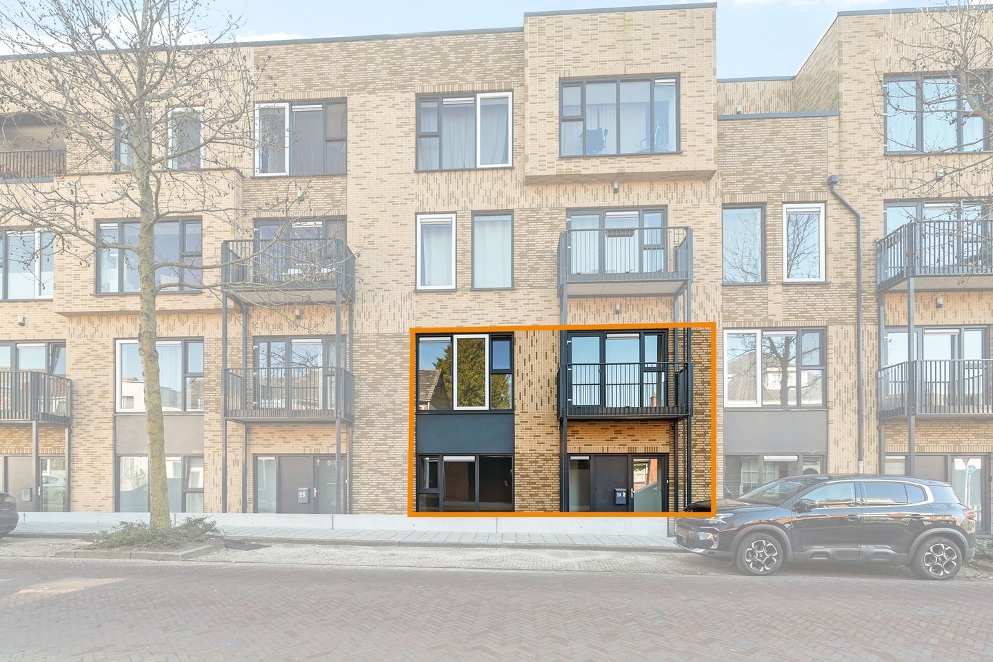 Photo 5 of Dr. Benthemstraat 2-A