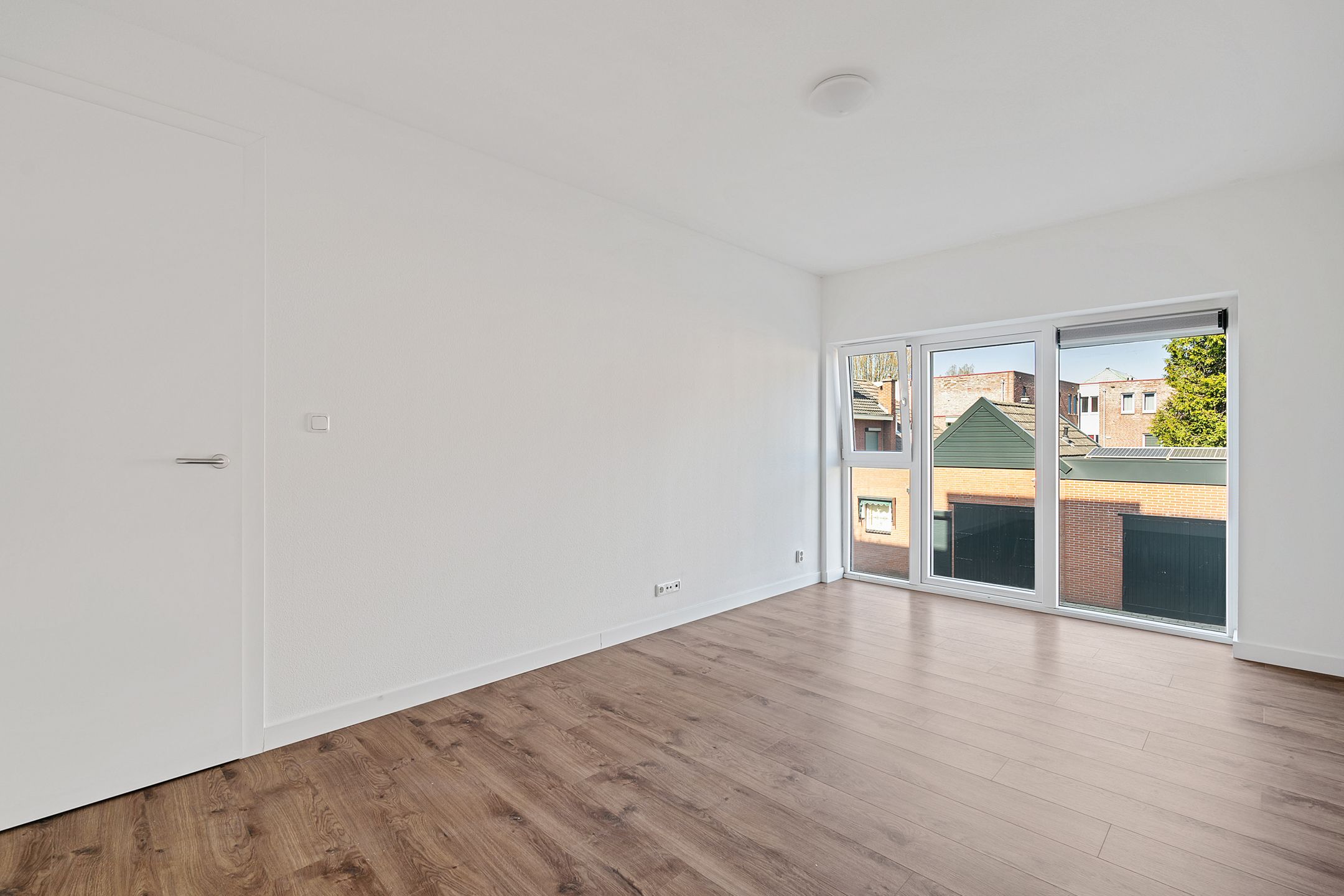 Photo 24 of Dr. Benthemstraat 2-A