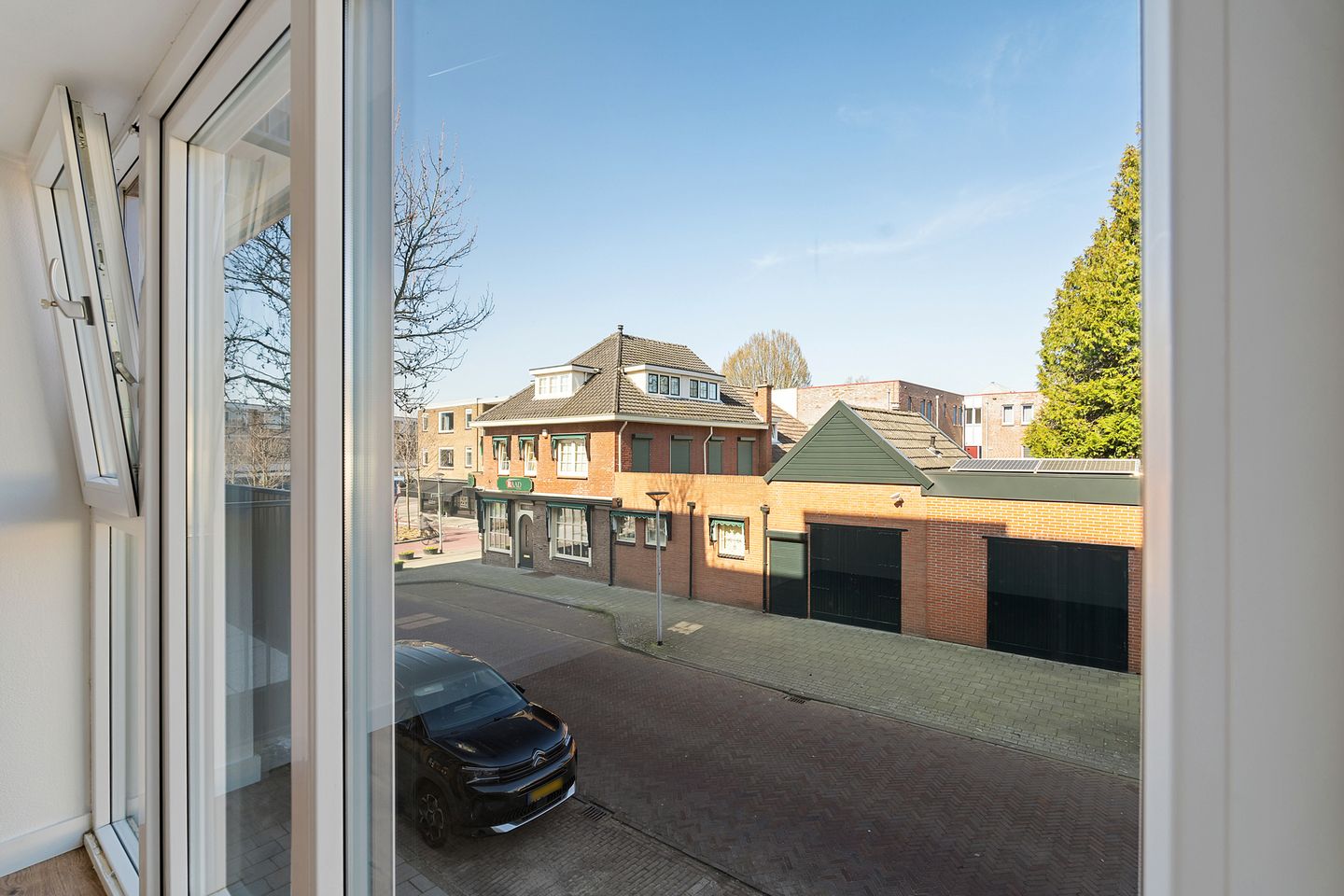 Photo 25 of Dr. Benthemstraat 2-A