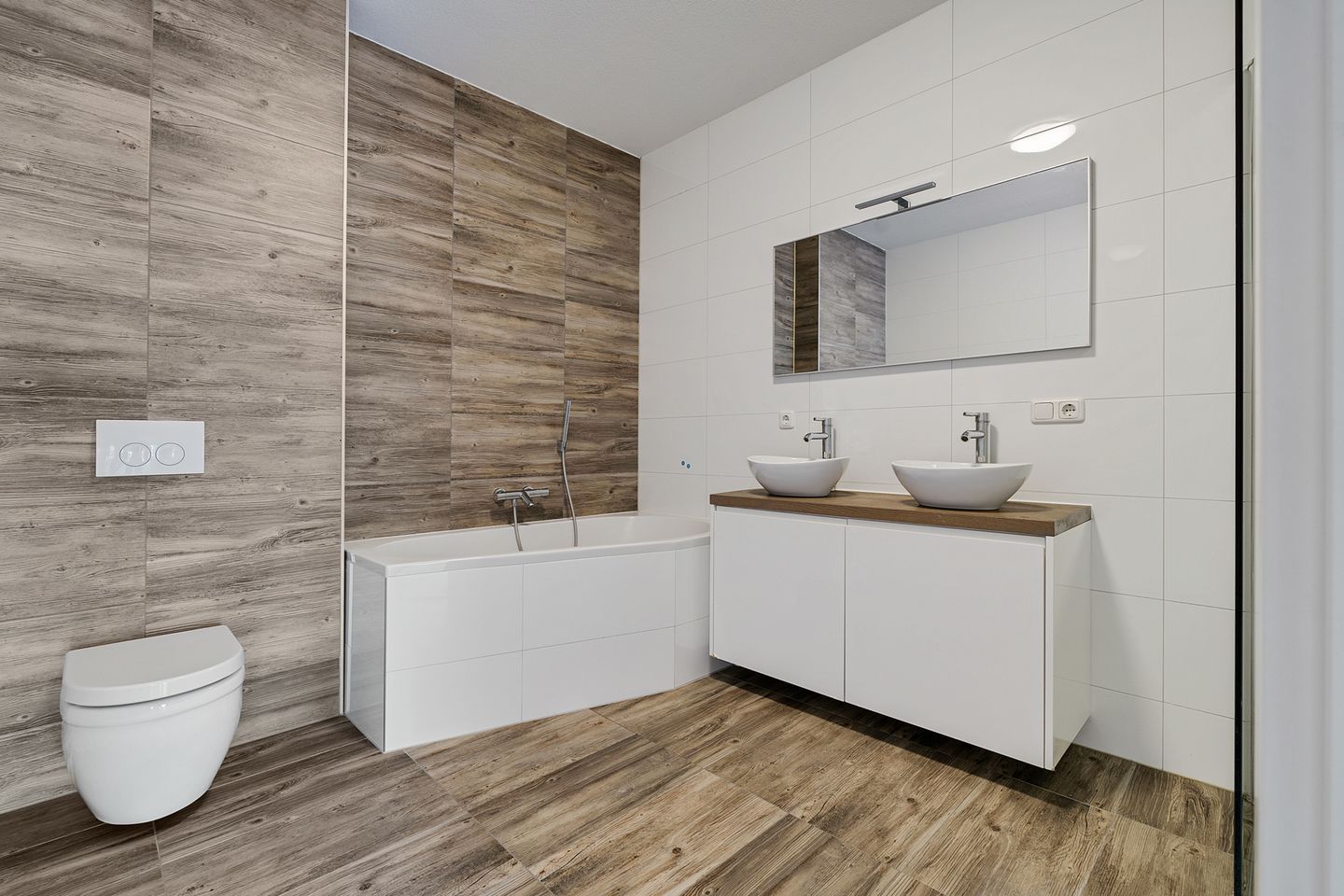 Photo 34 of Dr. Benthemstraat 2-A