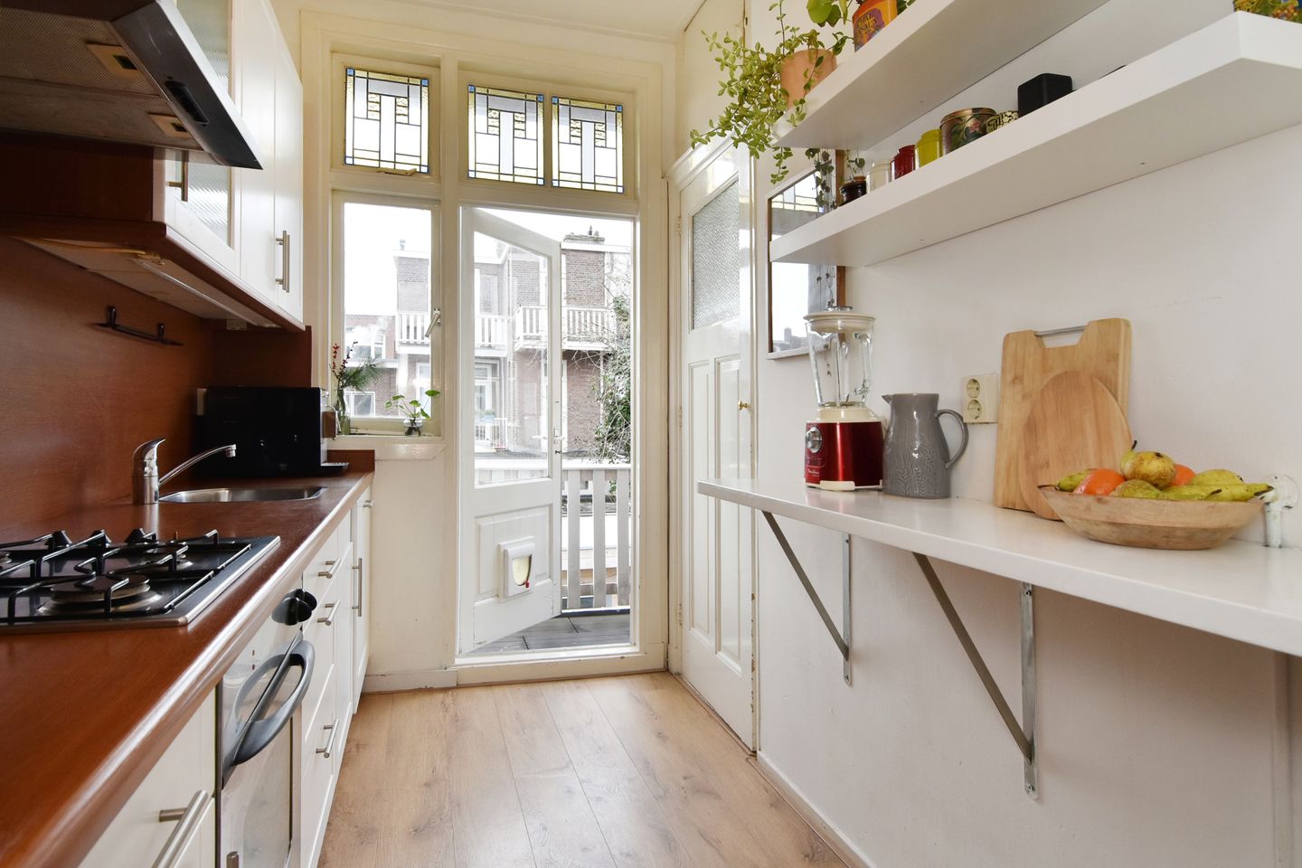 Foto 20 van Pijnboomstraat 110