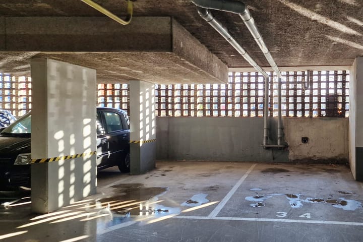 Photo 41 of Troelstrakade 839