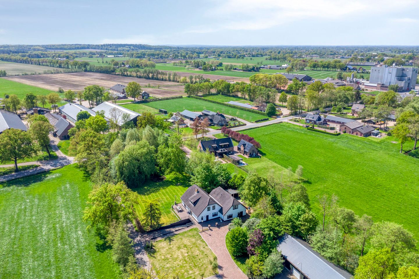 Photo 35 of Hoge Valkseweg 44