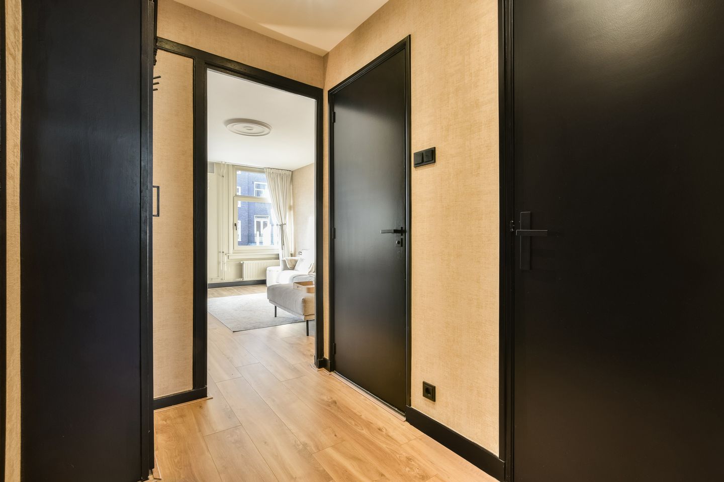 Photo 10 of Vechtstraat 117-1