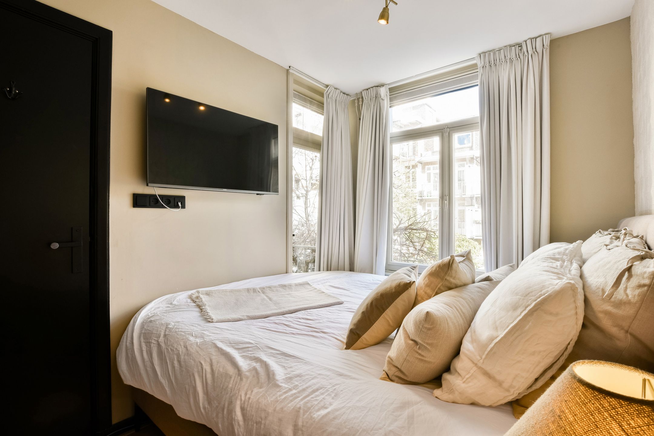 Photo 15 of Vechtstraat 117-1