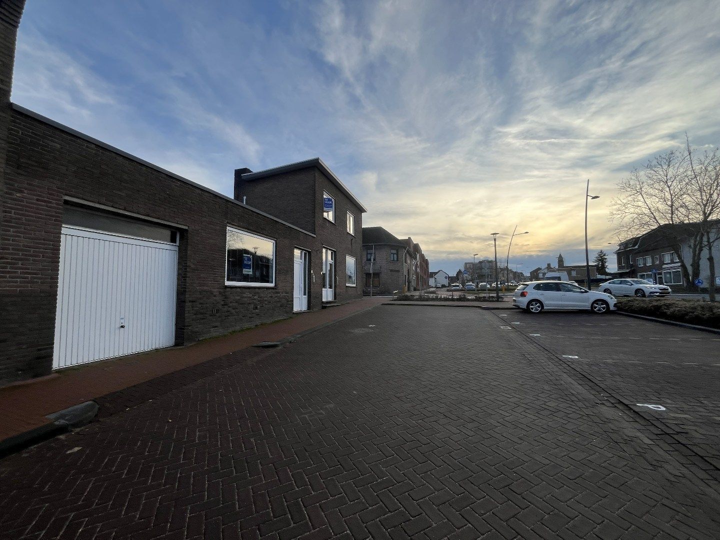 Bekijk foto 3 van Emmastraat 6