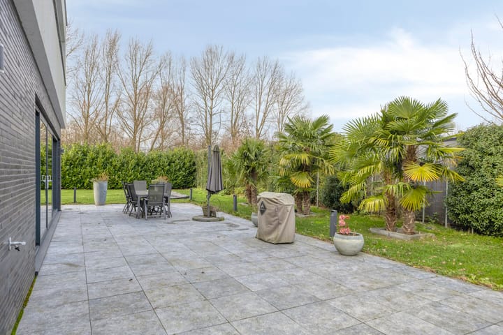 Foto 43 van Notensteinstraat 1