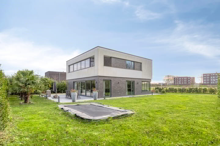 Foto 44 van Notensteinstraat 1