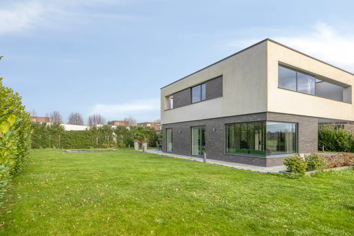 Foto 45 van Notensteinstraat 1