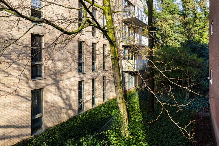 Foto 26 van Ernst Casimirlaan 113