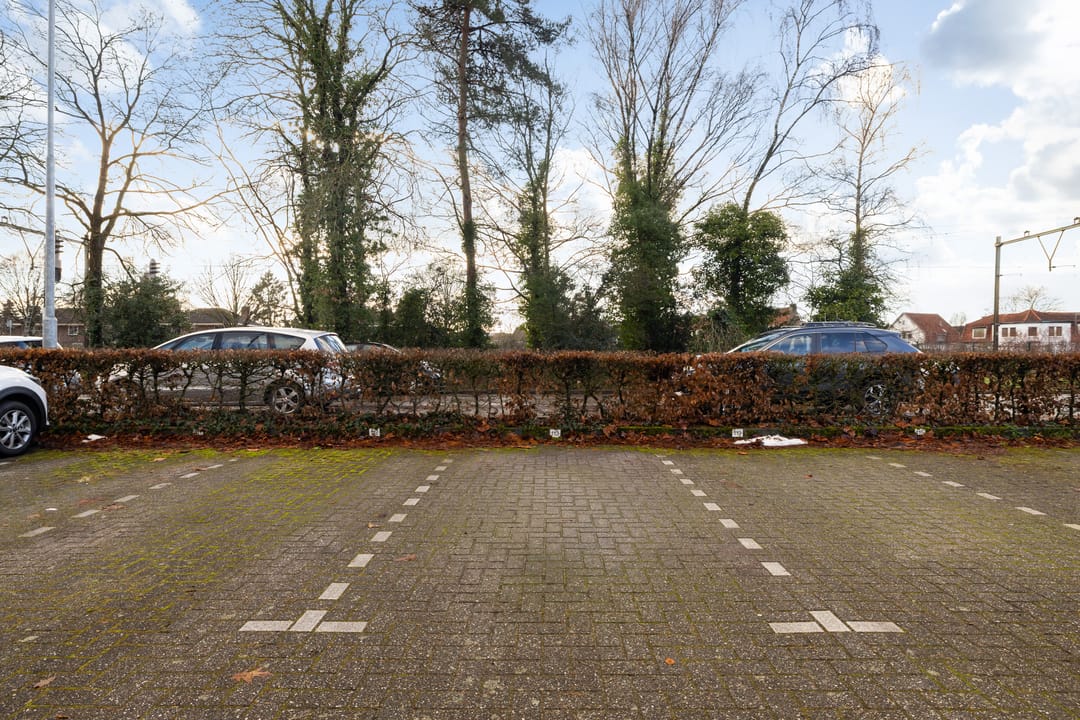 Foto 28 van Ernst Casimirlaan 113