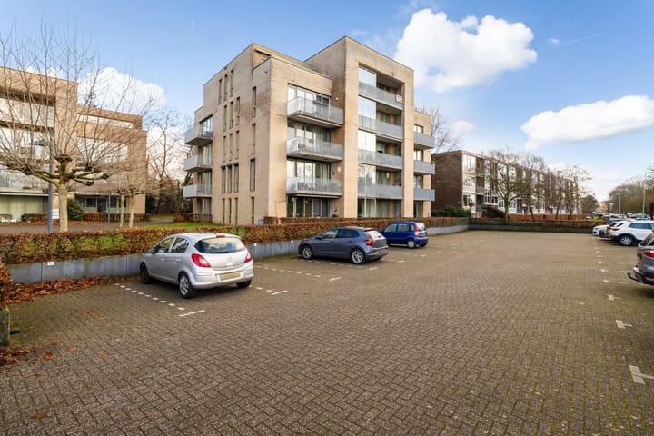 Foto 29 van Ernst Casimirlaan 113