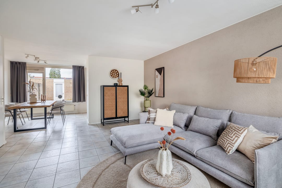 Photo 2 of Locatellistraat 4