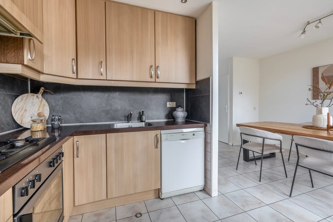 Photo 17 of Locatellistraat 4