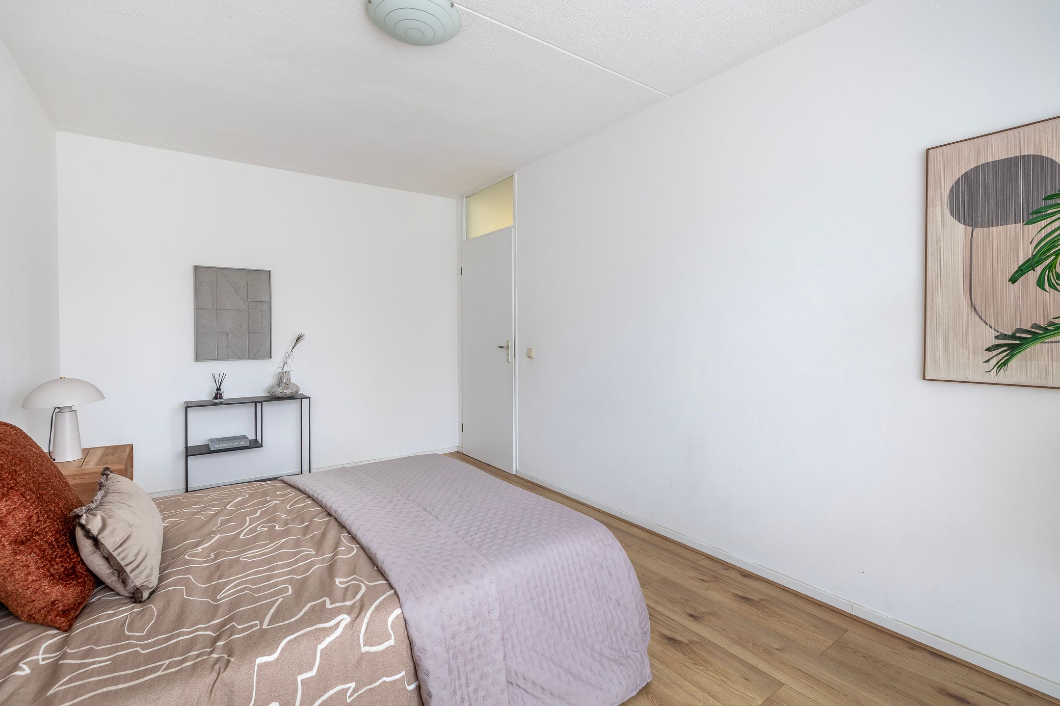 Photo 21 of Locatellistraat 4