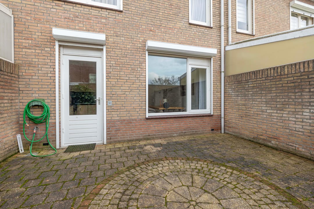 Photo 32 of Locatellistraat 4