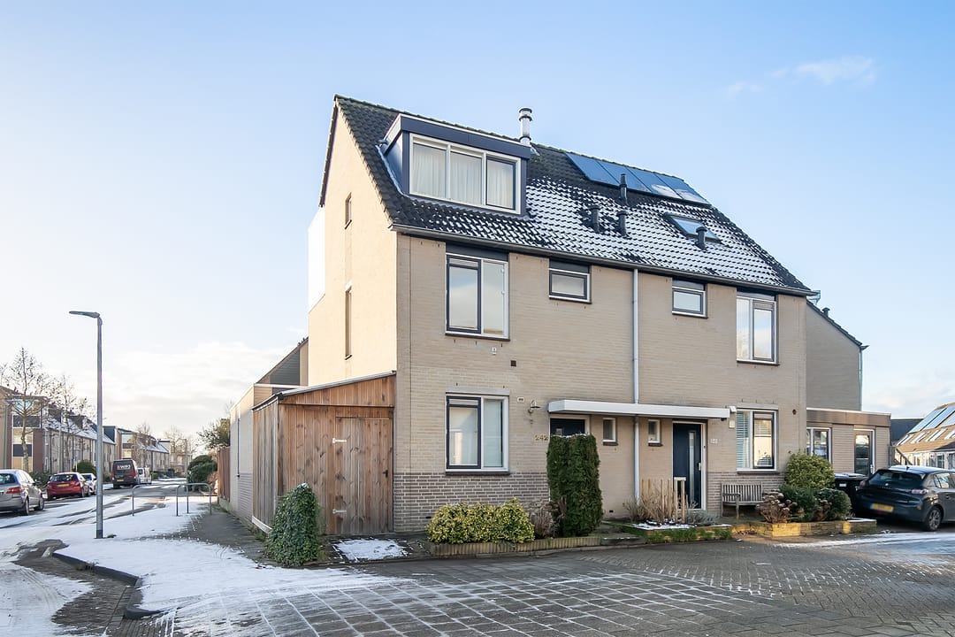 Photo 1 of Van den Broek-erf 242