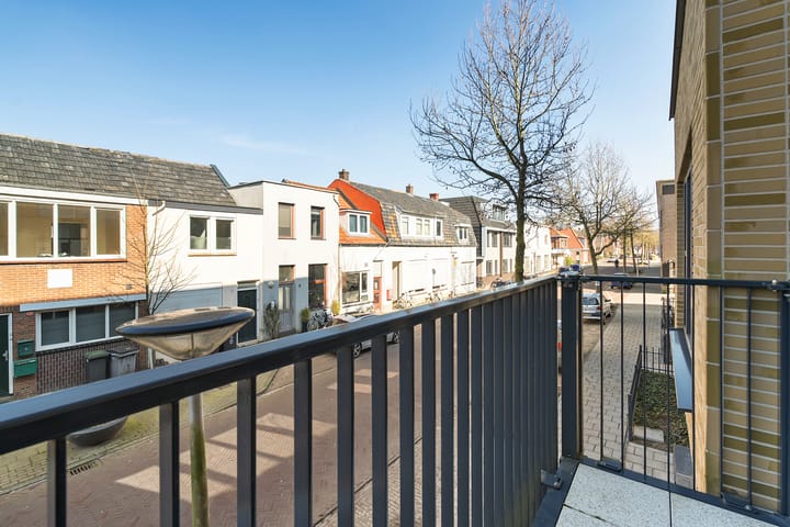 Foto 25 van Dr. Benthemstraat 2-C