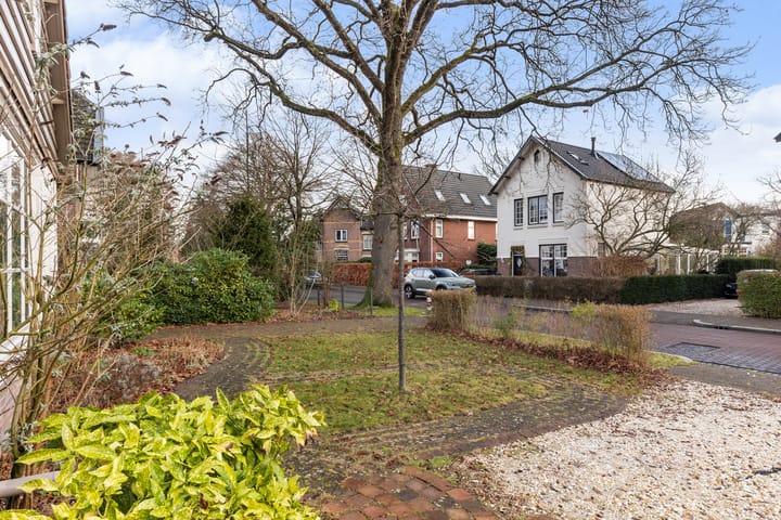 Foto 3 van Graaf Van Lijndenlaan 15