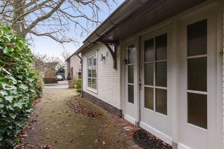 Foto 4 van Graaf Van Lijndenlaan 15